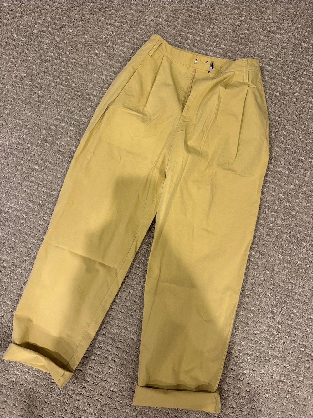 Women’s yellow Pleated Chino Pants